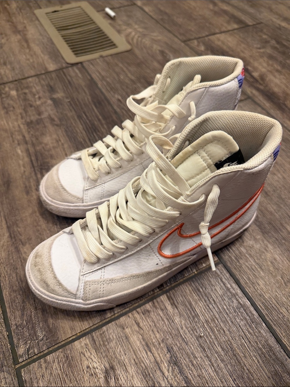 Nike Women’s High-Top Sneakers in White with Orange Swoosh - Picture 3 of 5
